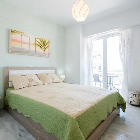 Melina Apartment *