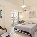 Melina Apartment *